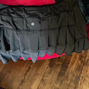 Lululemon pacesetter skort